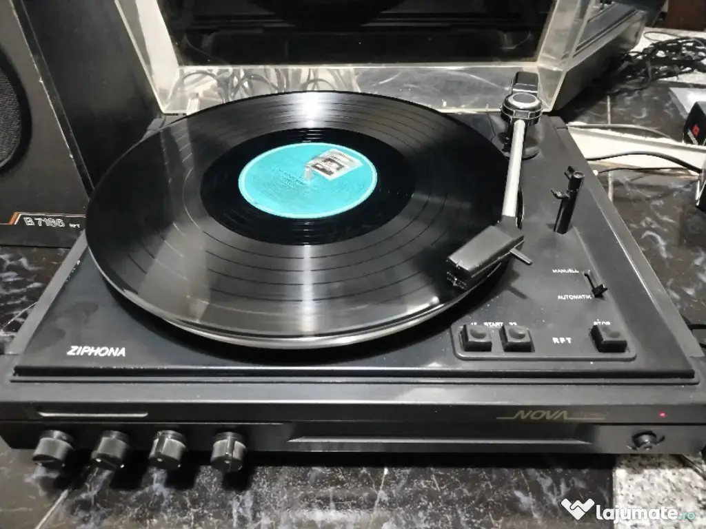 Pick-up RFT Nova stereo cu amplificator