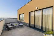 FILM3D! Penthouse spatios,luminos,terasa generoasa,Maurer,Tr 