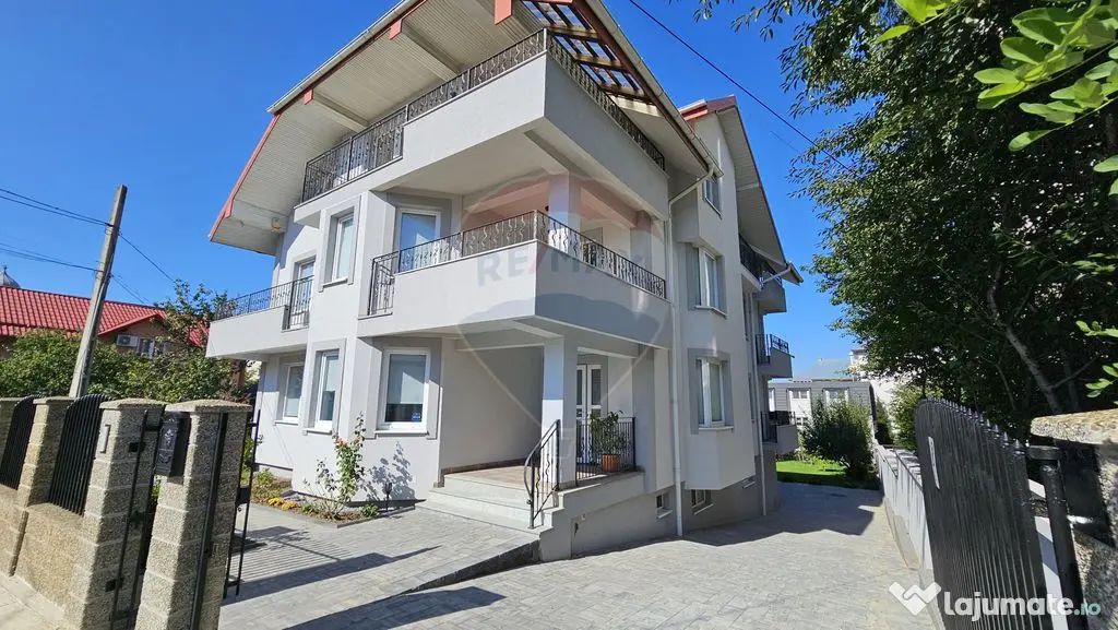 Casă / Vilă de lux cu 8 camere de vânzare in Obcini, S...