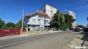 Casă / Vilă de lux cu 8 camere de vânzare in Obcini, S...