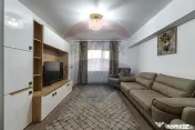 DE INCHIRIAT ap 3 camere- zona Cerna/ Tractorul!