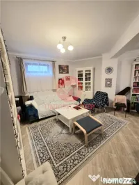 Apartament Spatios, 3 Camere, Decomandat, Demisol, Zona Prim 