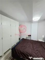 Apartament Spatios, 3 Camere, Decomandat, Demisol, Zona Prim 