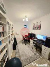 Apartament Spatios, 3 Camere, Decomandat, Demisol, Zona Prim 