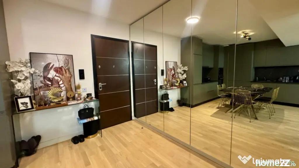 4 camere lux 106 mp UpGround Residence