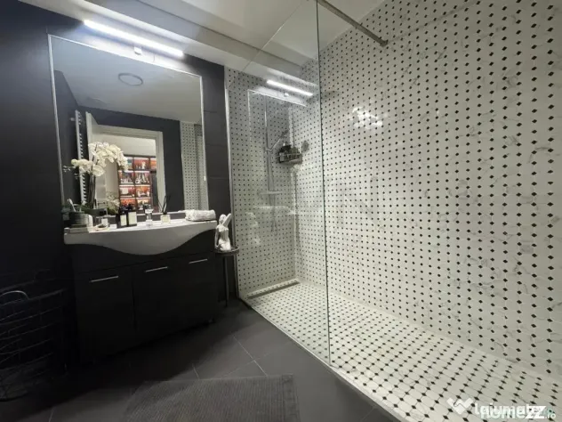 4 camere lux 106 mp UpGround Residence