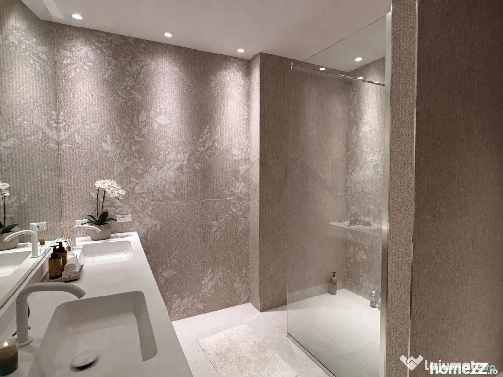 Penthouse 5 camere One Timpuri Noi