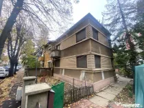 Casa cu teren 363 mp Agronomie - Domenii