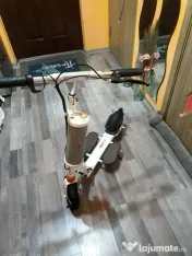 Trotineta electrica foldabila Airwheel Z3 