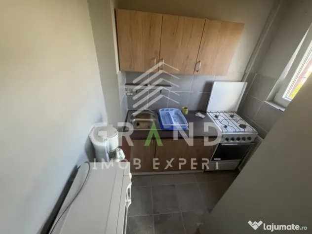 OPORTUNITATE!Garsonieră | 27,5 mp | Balcon închis | Mără