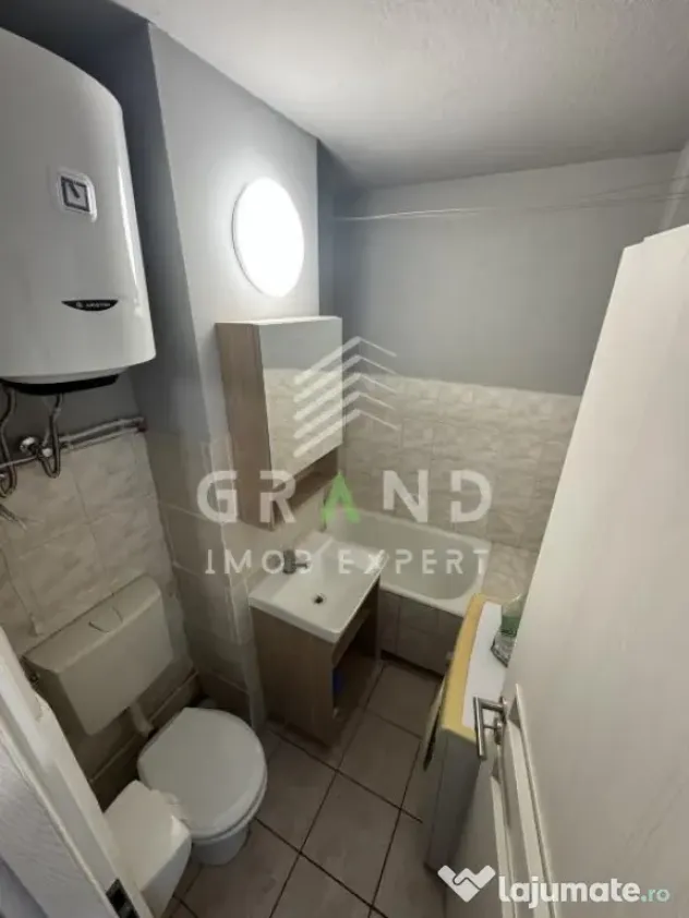 OPORTUNITATE!Garsonieră | 27,5 mp | Balcon închis | Mără
