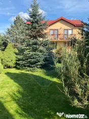 Casă / Vilă cu 5 camere de vânzare în zona Central