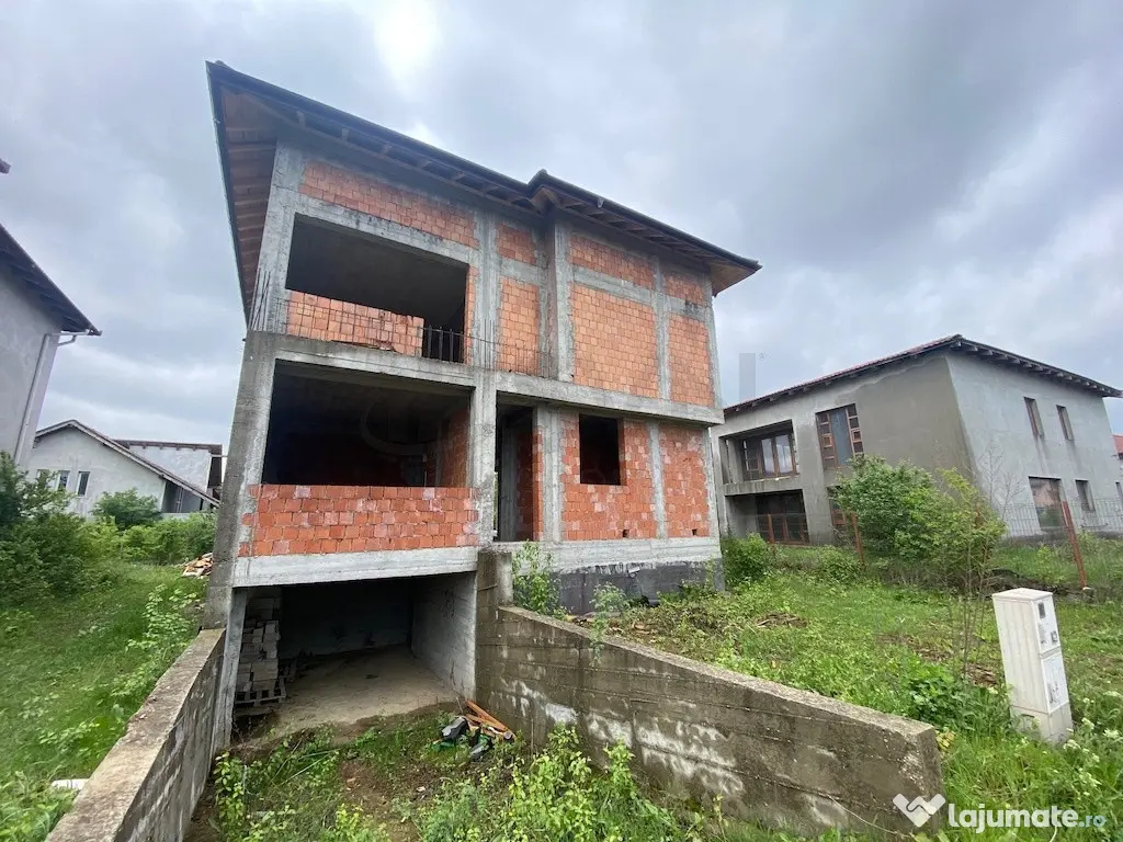 Vila in cartierul Henri Coanda