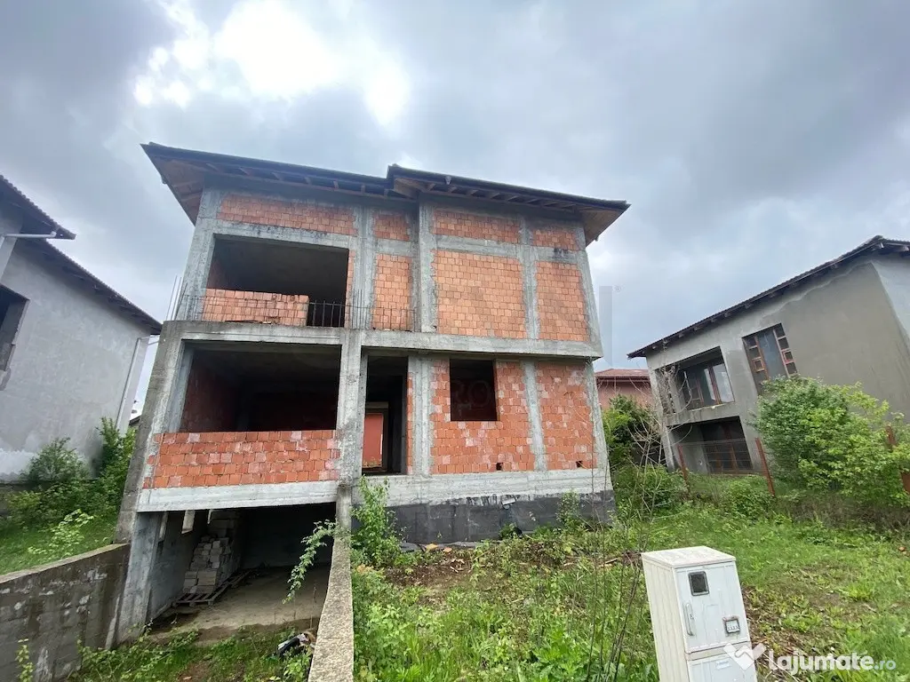 Vila in cartierul Henri Coanda