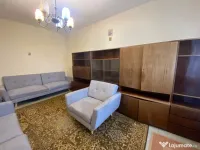 Strada Podul Giurgiului - apartament decomandat 