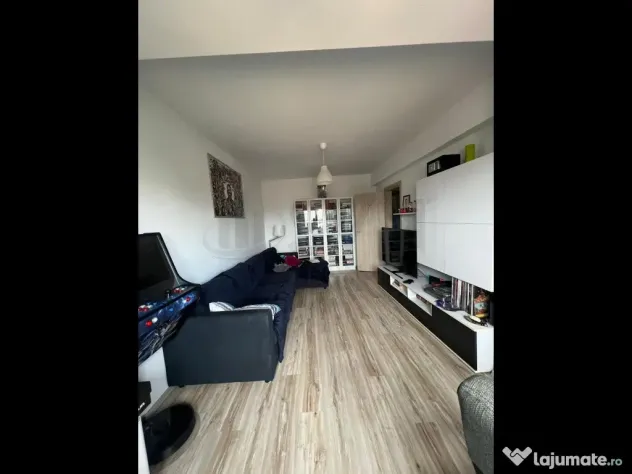 Apartament 2 camere Decomandat Mobilat