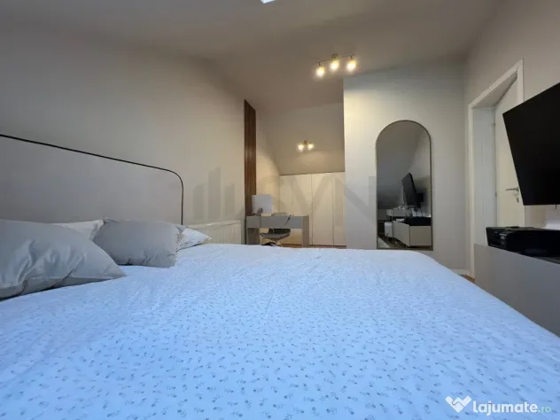 Vila cu Gradina l 5 Camere l CATTED RESIDENCE l 2 Locuri ...