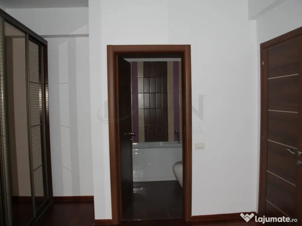 APARTAMENT 4 CAMERE de inchiriat Ambasada Chinei VEDERE S...