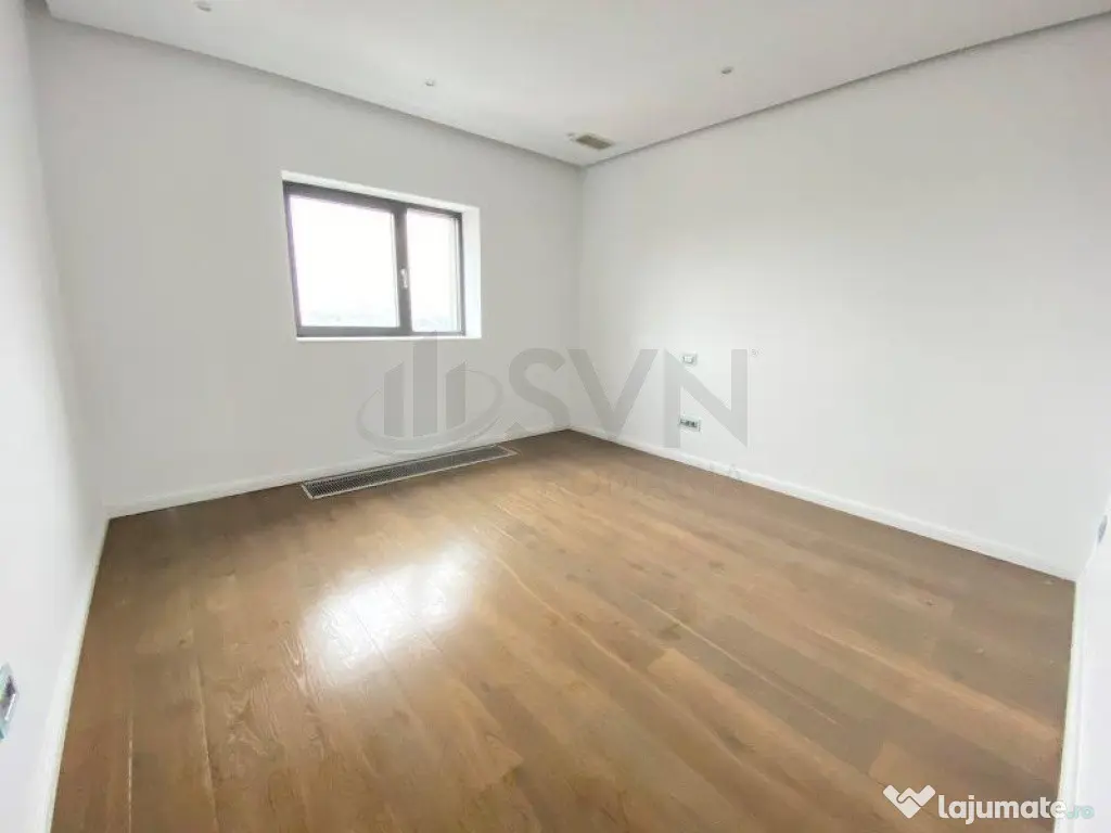 Penthouse 5 camere complex Emerald 300 mp