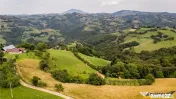 FILM! Cu view panoramic la 360 grade, teren 10.335 mp, Poian 