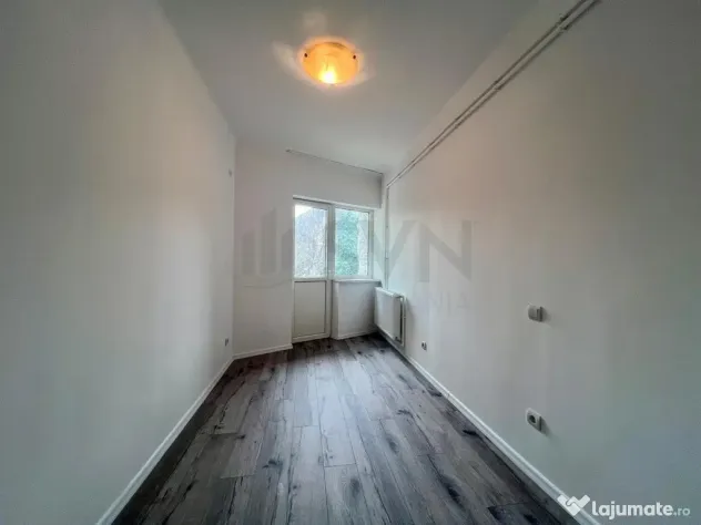Apartament 3 camere strada Toamnei