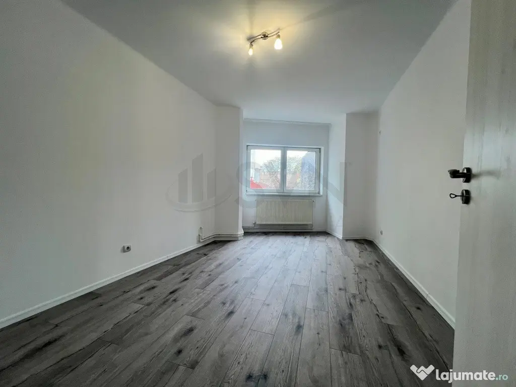 Apartament 3 camere strada Toamnei