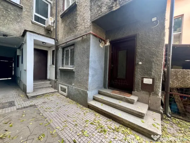 Apartament 3 camere strada Toamnei