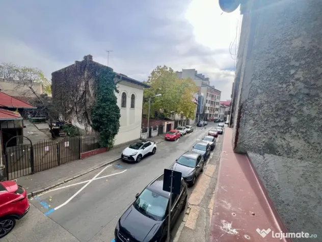 Apartament 3 camere strada Toamnei