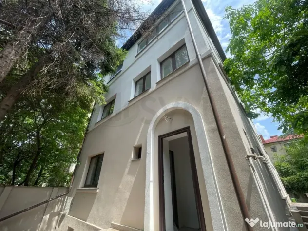Casa deosebita Cartierul Primaverii de vanzare