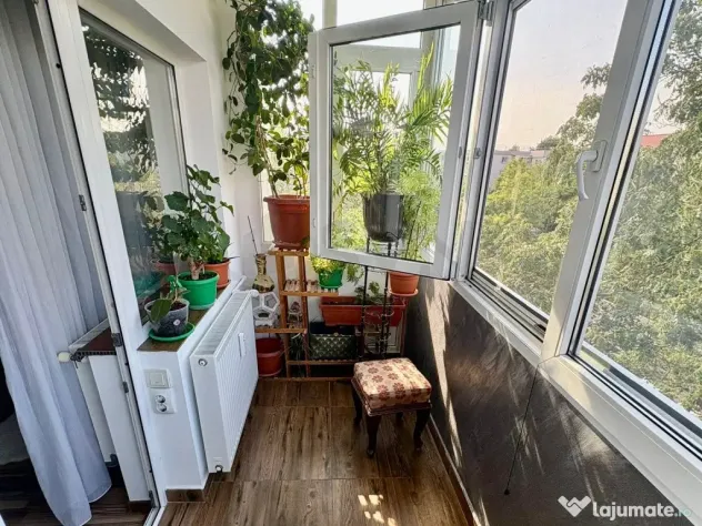 Apartament 3 camere I Aviatiei I 1986 I Bloc Boutique