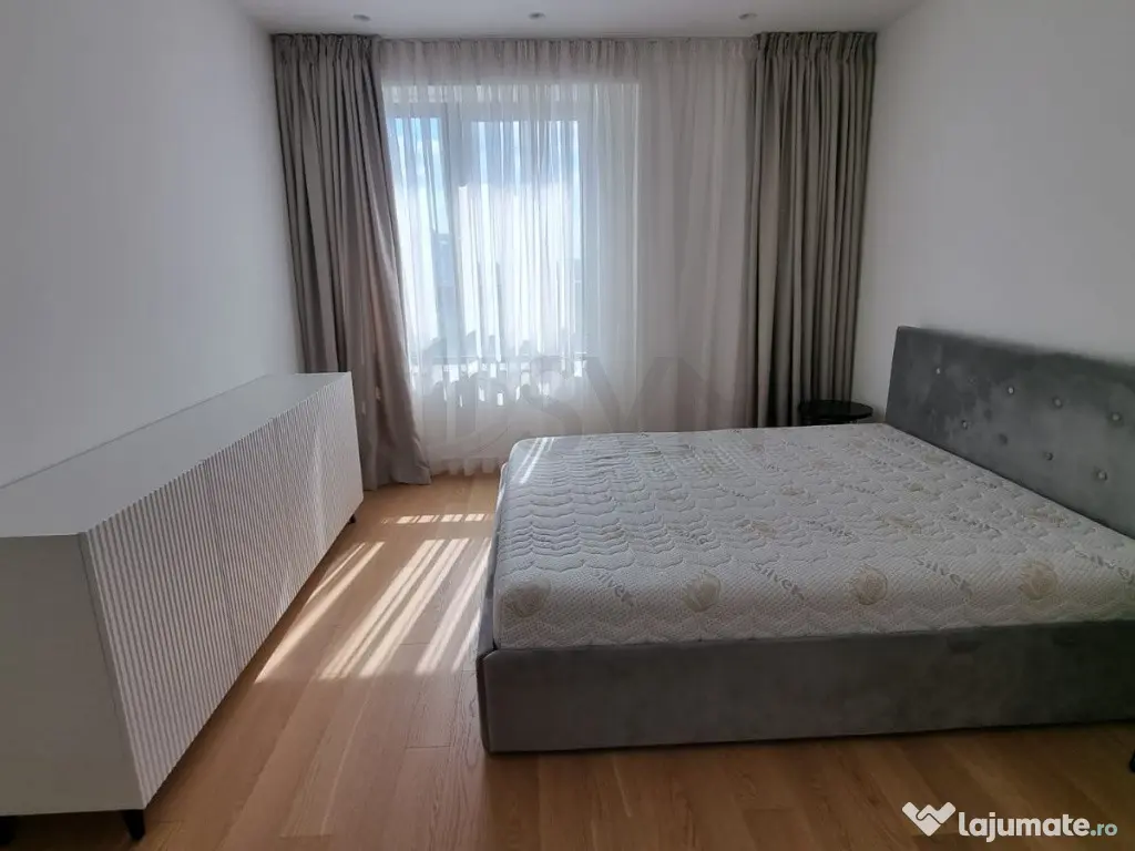 Apartament 2 camere cu loc de Parcare