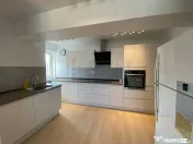 Apartament 4 camere de Inchiriat Parcare Alba Iulia