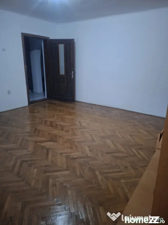 Casa de vanzare, 98 mp, teren 471 mp, ideal pentru locuit/in