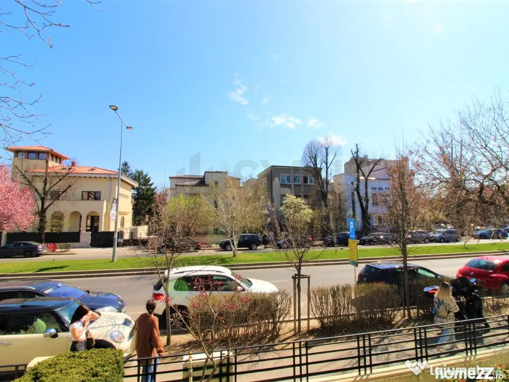 Vila superba zona Casin 500 mp utili