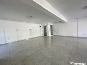 Spatiu comercial parter si demisol imobil nou Dobroesti
