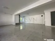 Spatiu comercial parter si demisol imobil nou Dobroesti