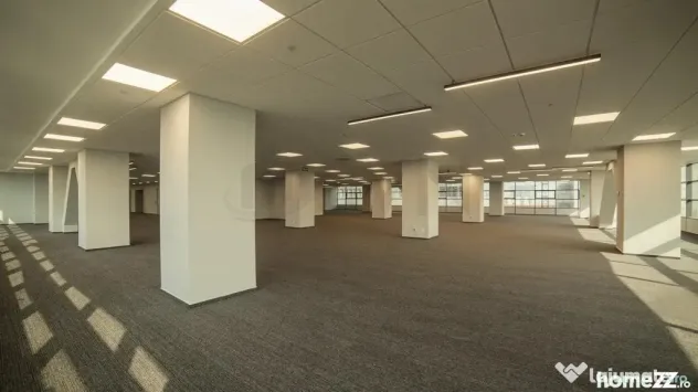 Spatiu comercial I Hyperion Towers
