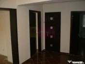 Apartament 3 camere pe bd Decebal 