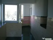 Apartament 3 camere pe bd Decebal 