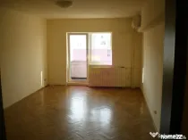 Apartament 3 camere pe bd Decebal