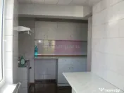 Apartament 3 camere pe bd Decebal 