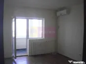Apartament 3 camere pe bd Decebal 