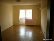 Apartament 3 camere pe bd Decebal 
