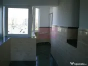 Apartament 3 camere pe bd Decebal 