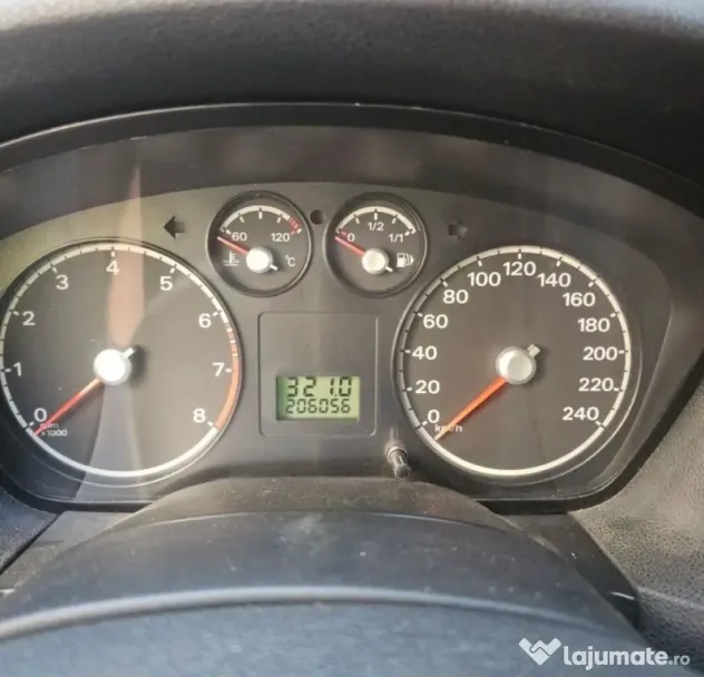 Ford focus 2006 1400 cm³ benzină