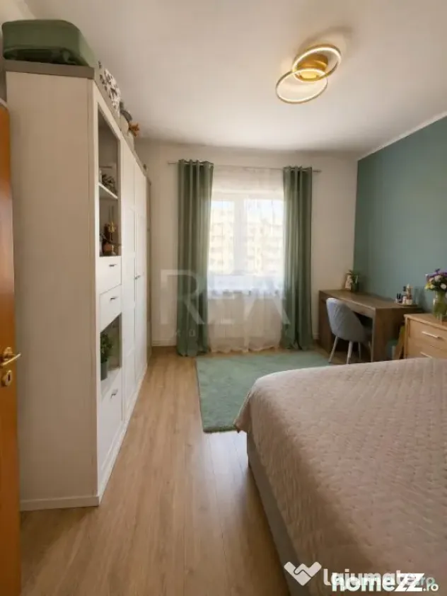 4 camere Vitan decomandat,centrală,inst. schimb.,parcare,an