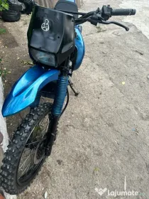 Honda dominator