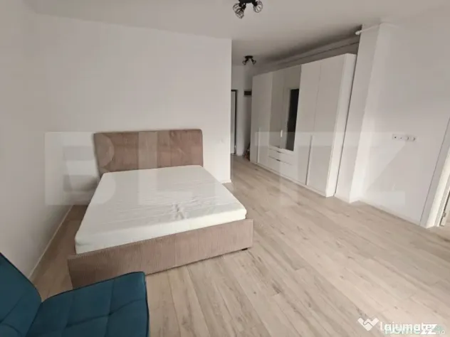 Apartament la cheie, ultrafinisat nou, lift, parcare, zona E