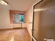 De vanzare apartament 4 camere decomandate Castanilor Bacau 