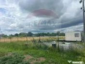 DE VANZARE Teren parcelabil cu proiect de casa si utilitati